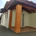 Casa de temporada Olímpia/SP - Jardim Glória (próximo ao Thermas)